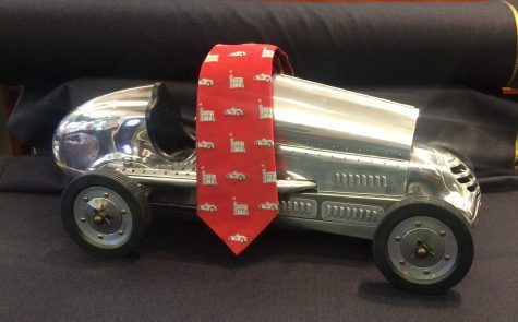 Henry Poole Savile Row Tailors No.15 Contours Of Elegance