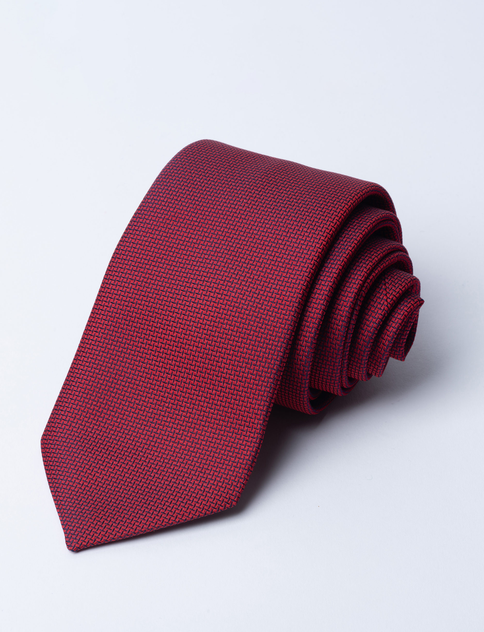 Red Cundey weave tie